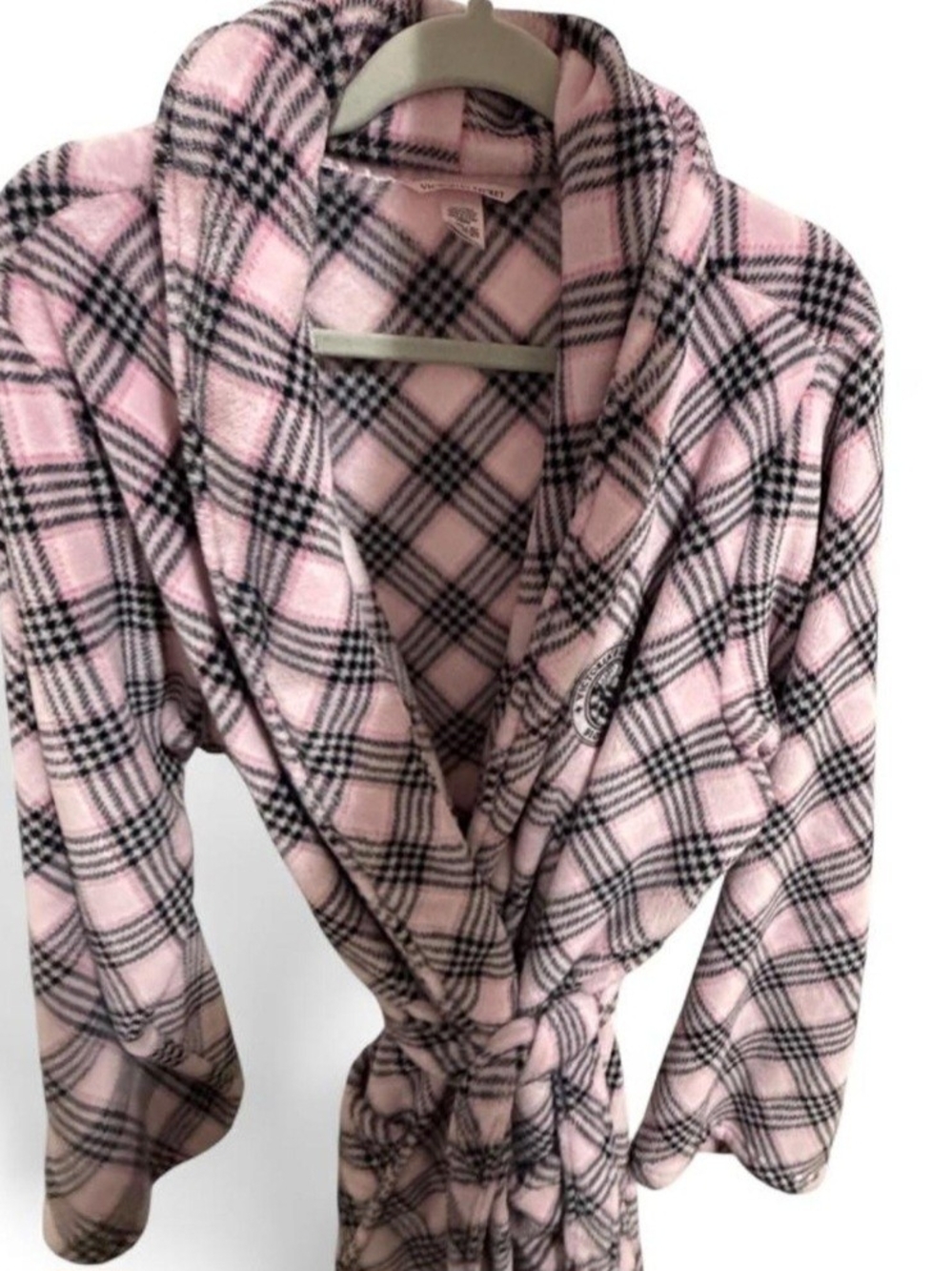 Victoria's Secret Pink and Black Plaid Fleece Robe
